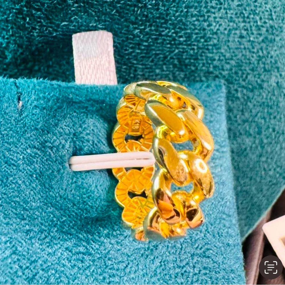 Real 18K Saudi Gold Ring Size 7